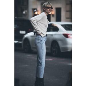 Zara Trf Straight Jeans Size 10 High Rise Ankle Length Light Blue Raw Hem